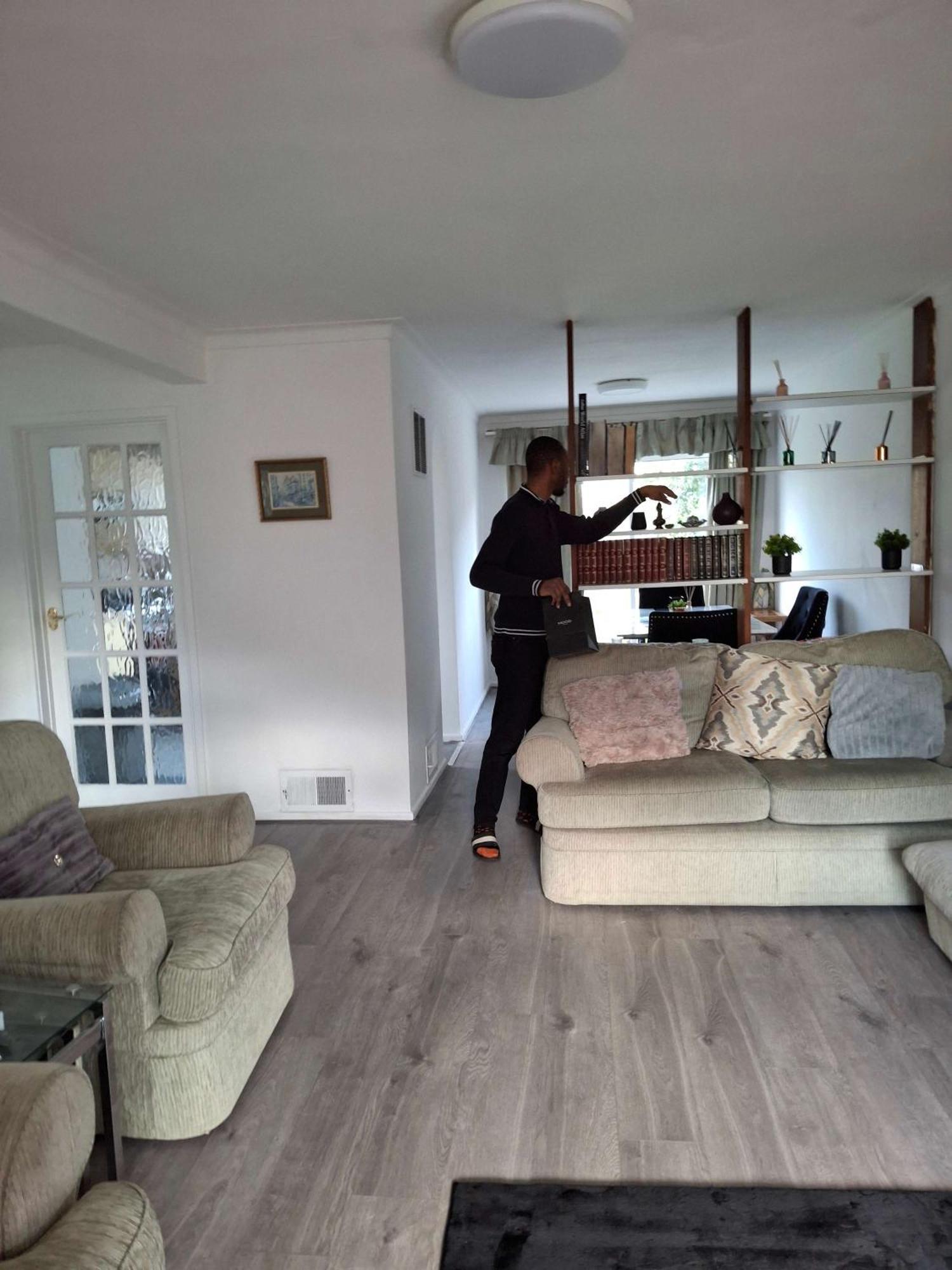 Nicely Decorated 3 Bedroom House Near Heathrow, London ستينس المظهر الخارجي الصورة