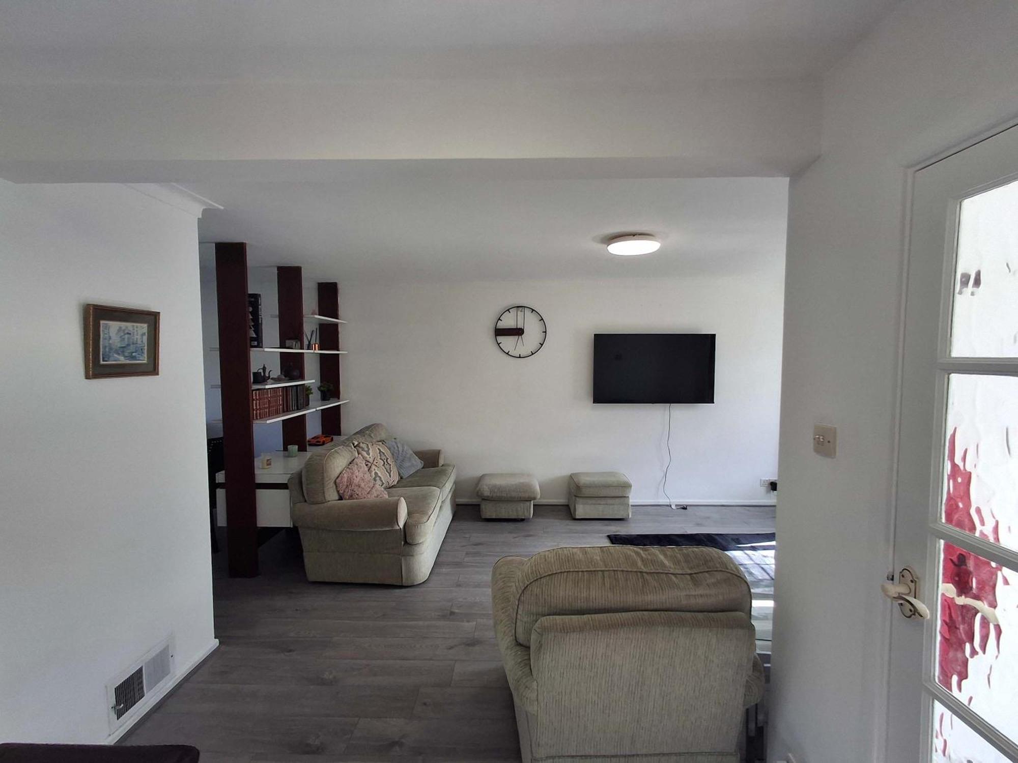 Nicely Decorated 3 Bedroom House Near Heathrow, London ستينس المظهر الخارجي الصورة